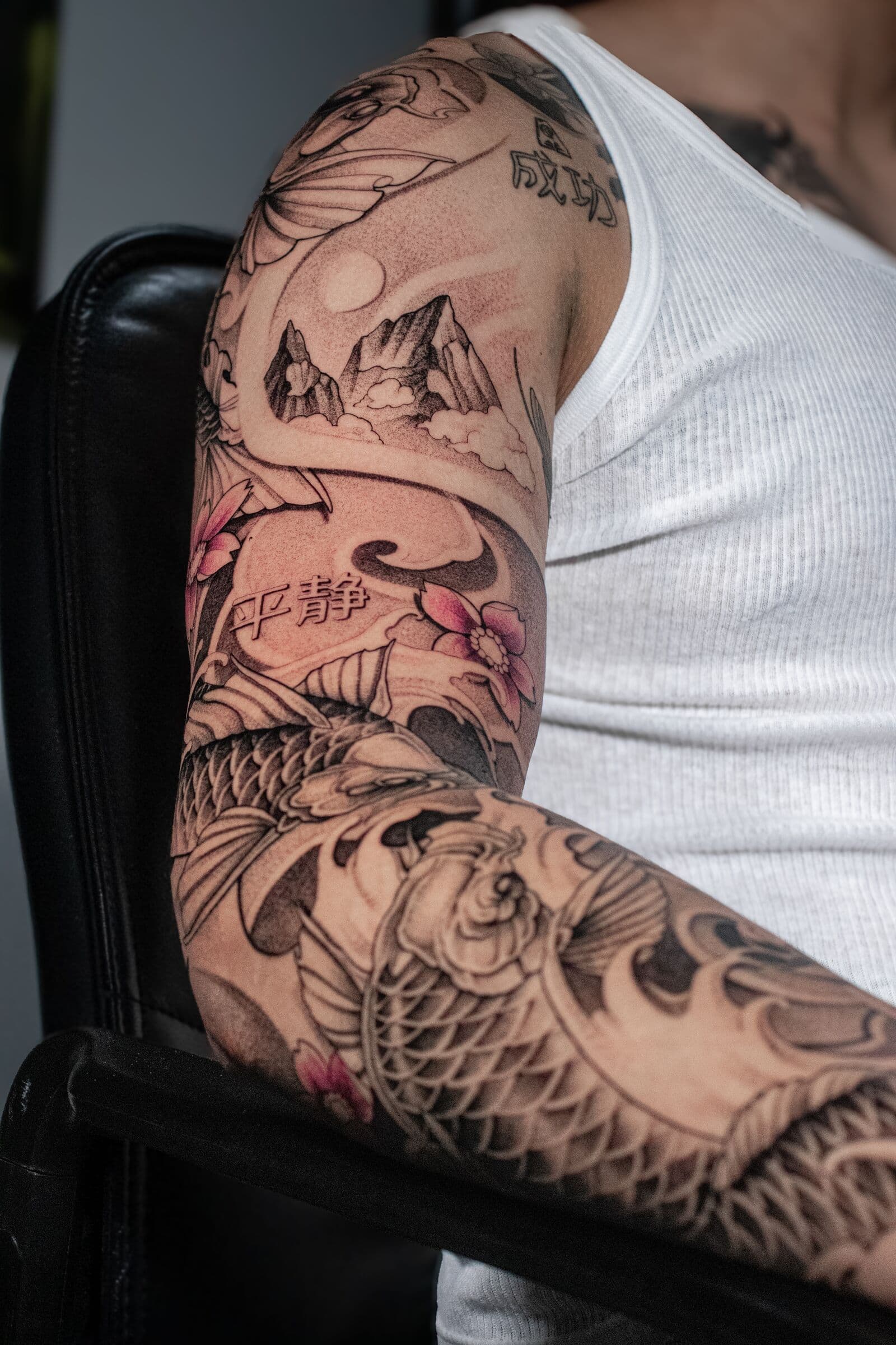Koi und Berge, Tattoo als Sleeve